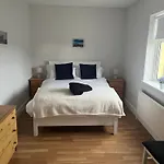 Проживание в семье Pier View House Балликоннили