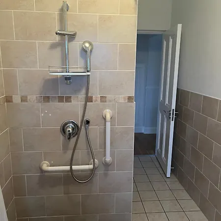 Pier View House Homestay *