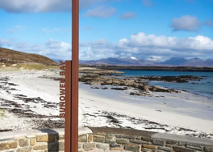 Pier View House * Балликоннили